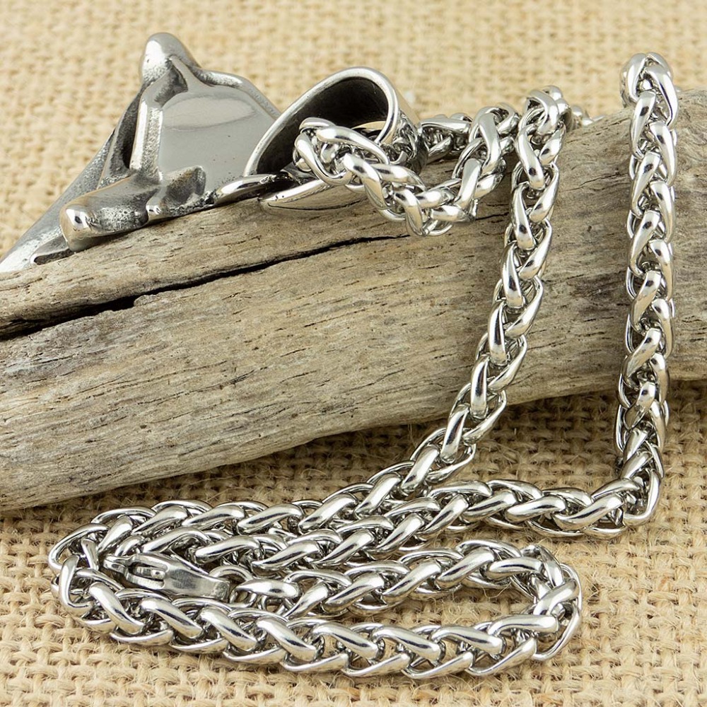 Collar con colgante de cabeza  - Wildman Hunting & Outdoor Price List reseña y precio